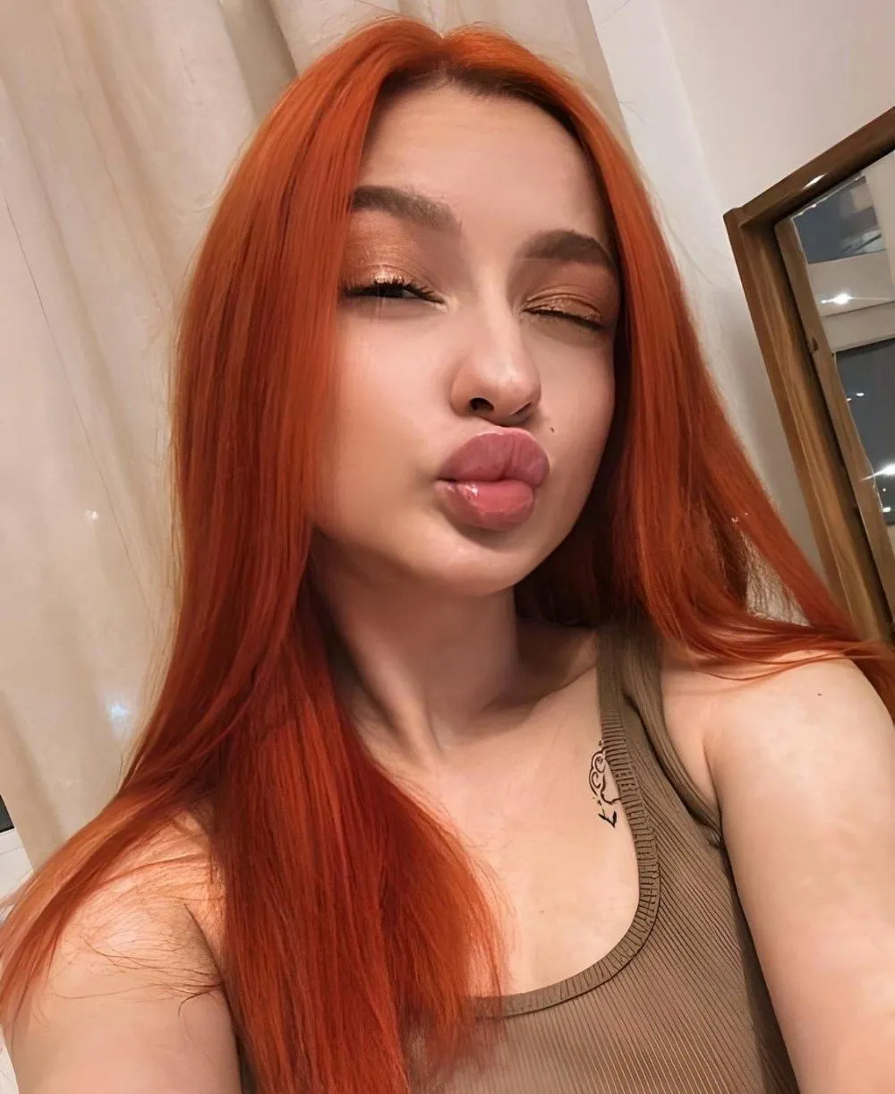 Julia photo 3
