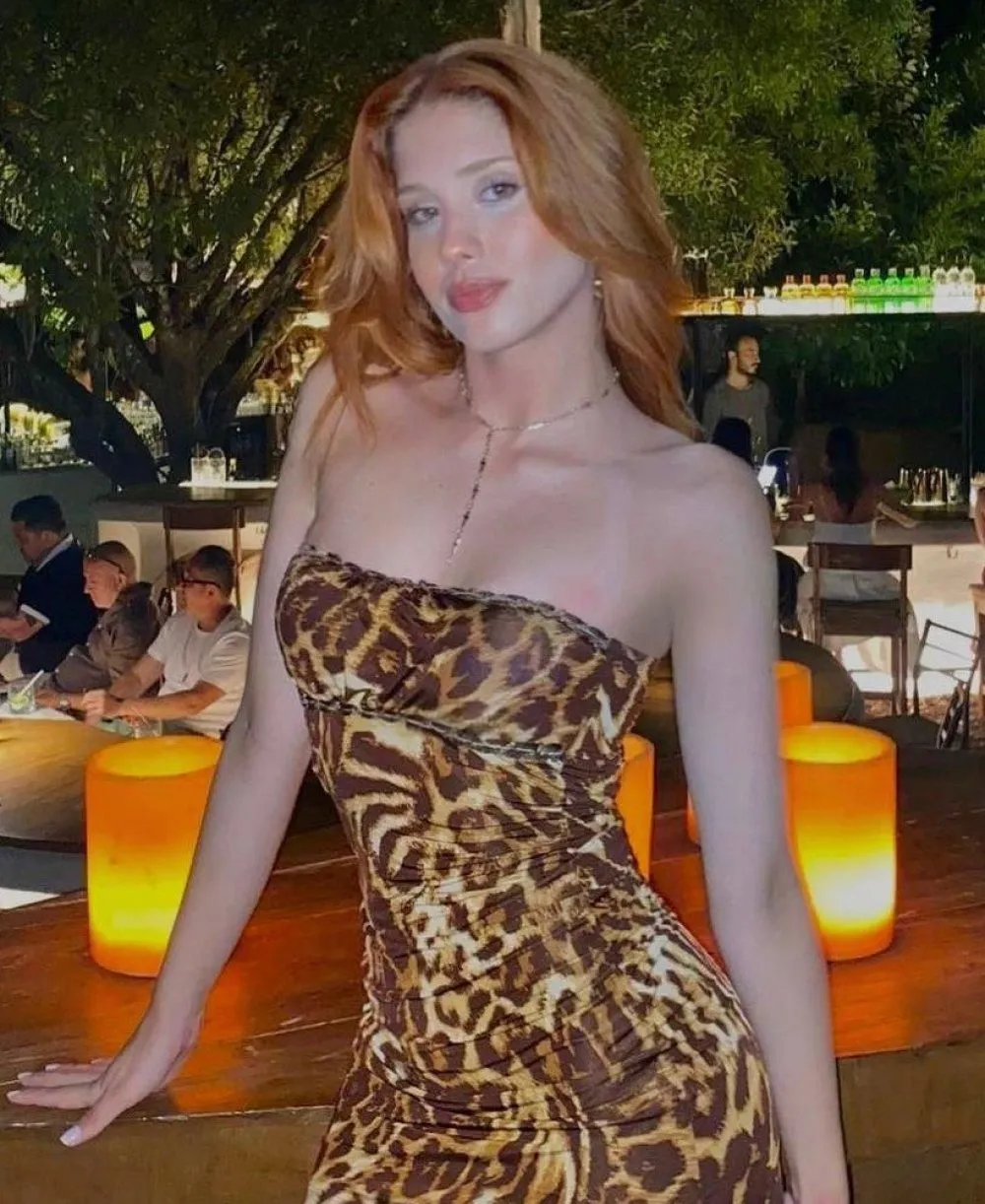 Esra photo 1